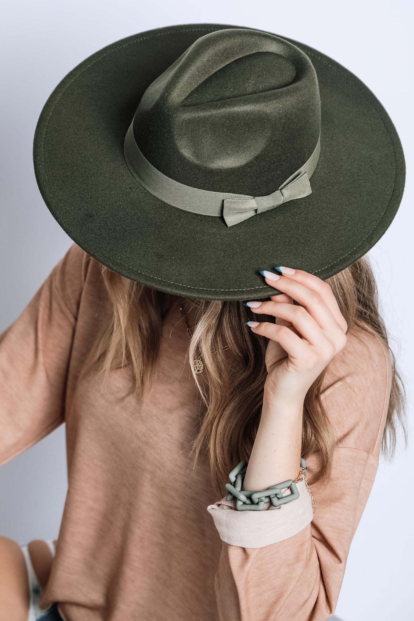 Dolly Rancher Style Wide Brim Felt Hat - Grosgrain Hat Band